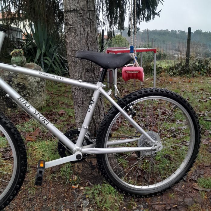 Bicicleta de criança btt