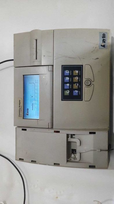 Біохімічний аналізатор