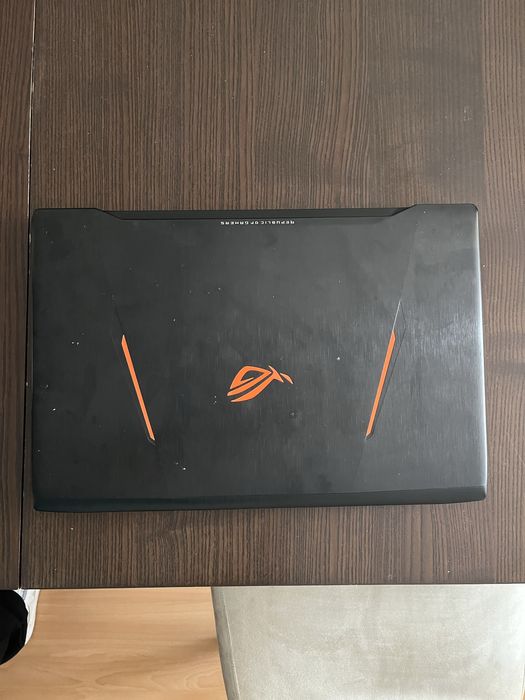 Portátil Asus ROG Strix GL702 VM