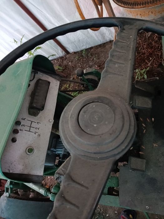 Traktor sam s320