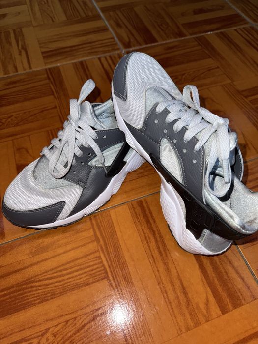 Ténis Nike Huarache