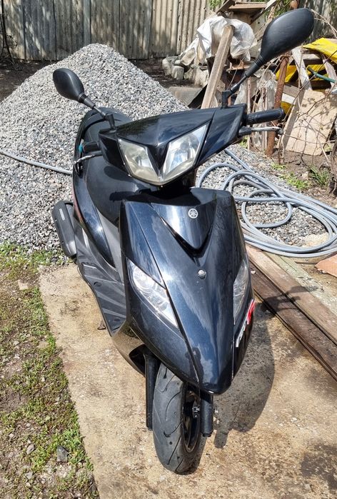 Продам скутер YAMAHA GTR125 на документах