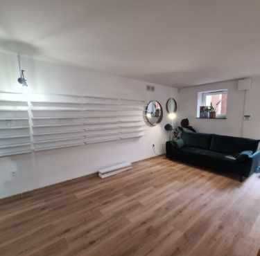 Wynajmę Lokal 80m2 w centrum Sulechowa