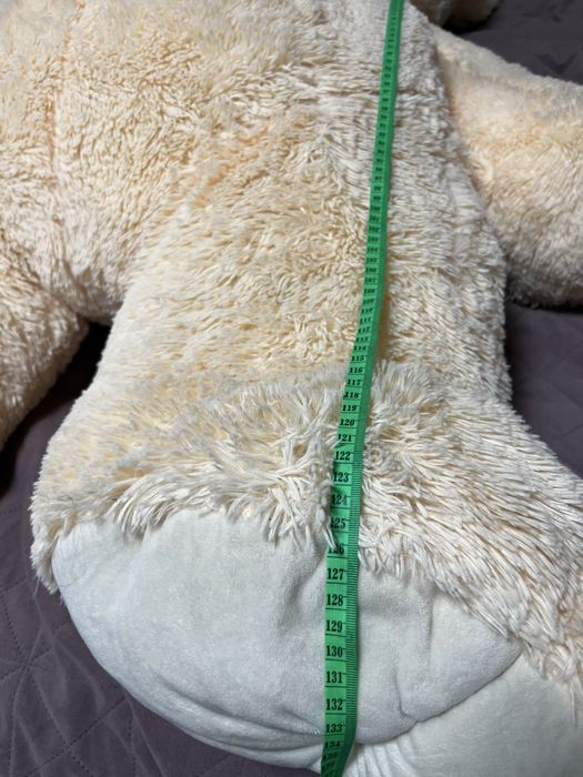 Великий іграшковий ведмідь