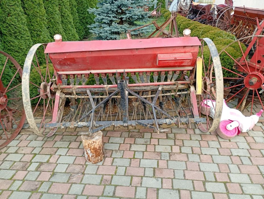 Продам сівалки 17  19 лійок