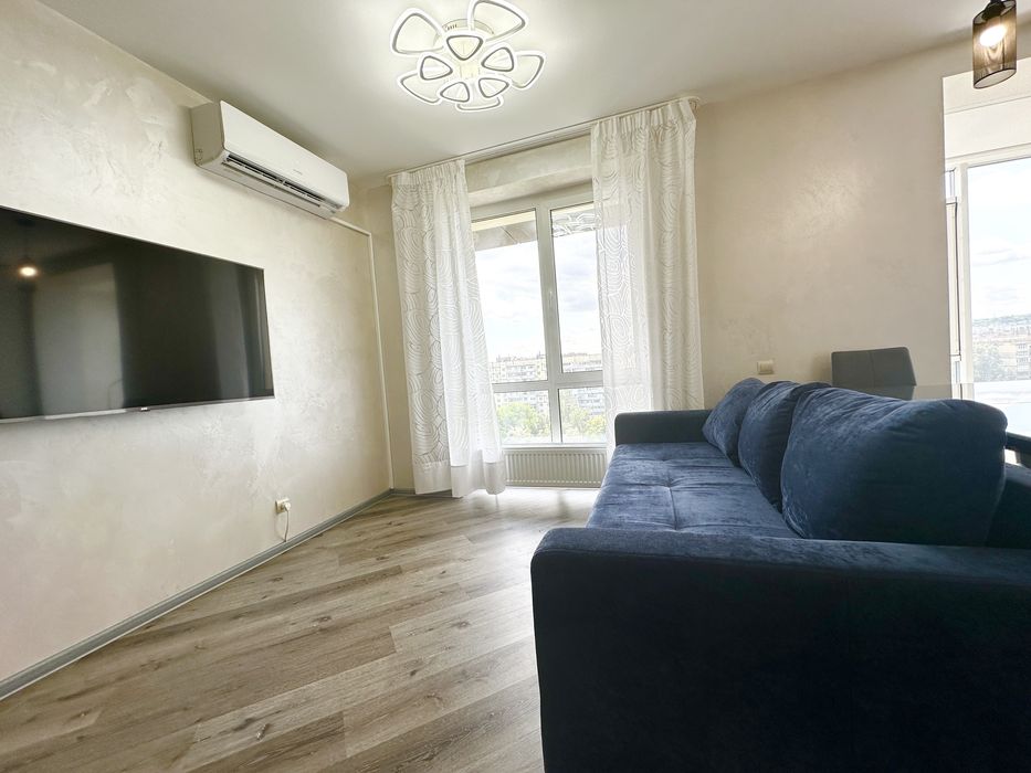 Продажа 1 к квартиры жк Салют , бульвар Славы, Победа -5