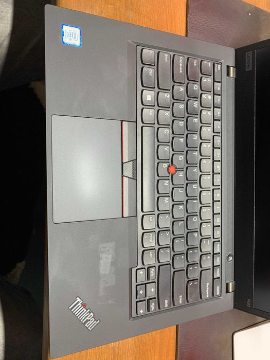 Продам ноутбук Thinkpad T490 I5 8gb ram 512gb ssd