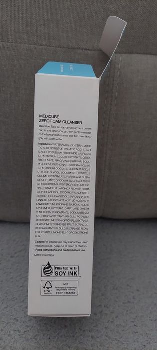 Medicube- pianka oczyszczająca do twarzy