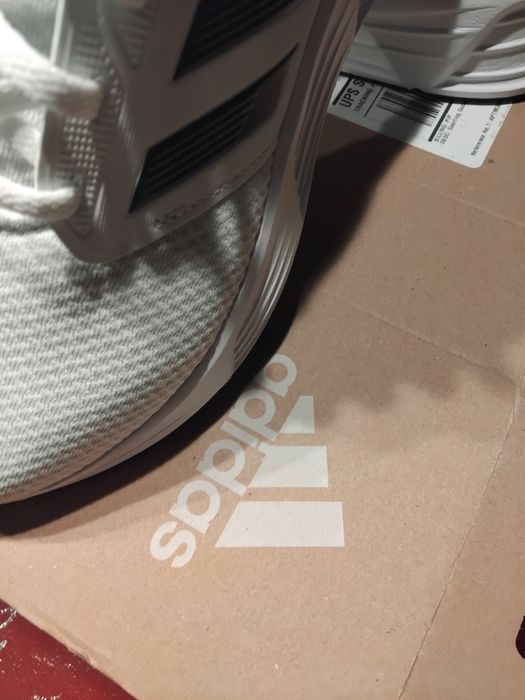 Sapatilhas adidas de homem