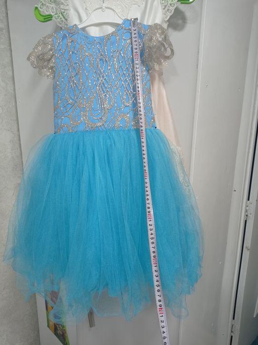 Нарядне плаття на дівчинку