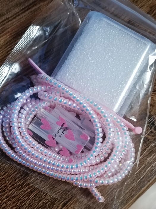 Чехол на зарядное Hello Kitty для apple iphone