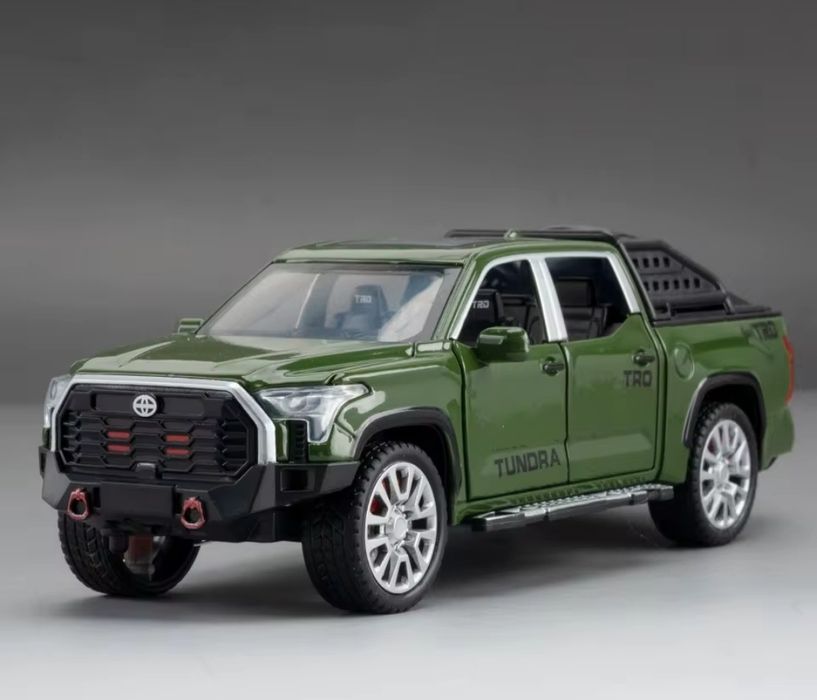 Модель авто Audi RS6 RS7 A8 TUNDRA RAM1500 LC300