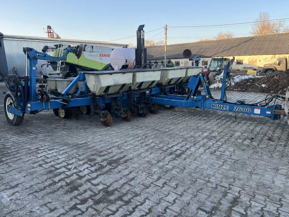 Продам сівалку Kinze 2600