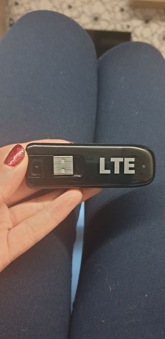 Szybki MODEM USB do Internetu ZTE MF821 4G LTE na kartę SIM