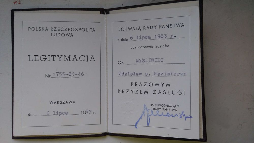 Legitymacje do odznaczeń polskich i inne dokumenty. Zamienię