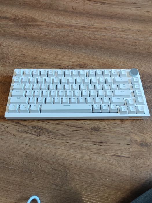 Klawiatura mechaniczna NEWMEN GM326 75% TKL biała RGB pokrętło USB-C