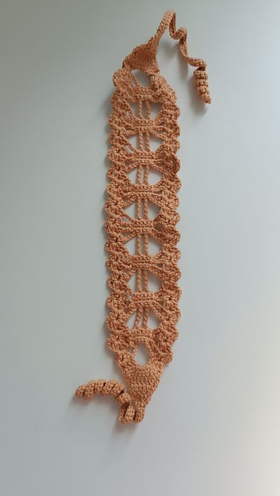 Opaska na włosy na szydełku