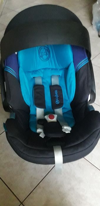 Fotelik nosidełko Cybex aton3+baza