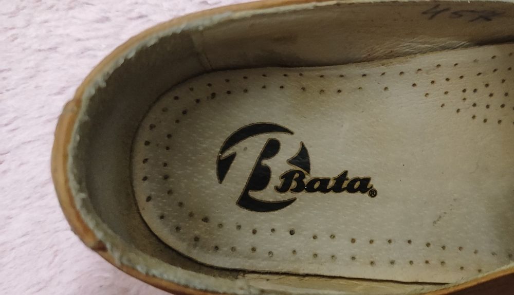 Sapatos em ótimo estado da bata