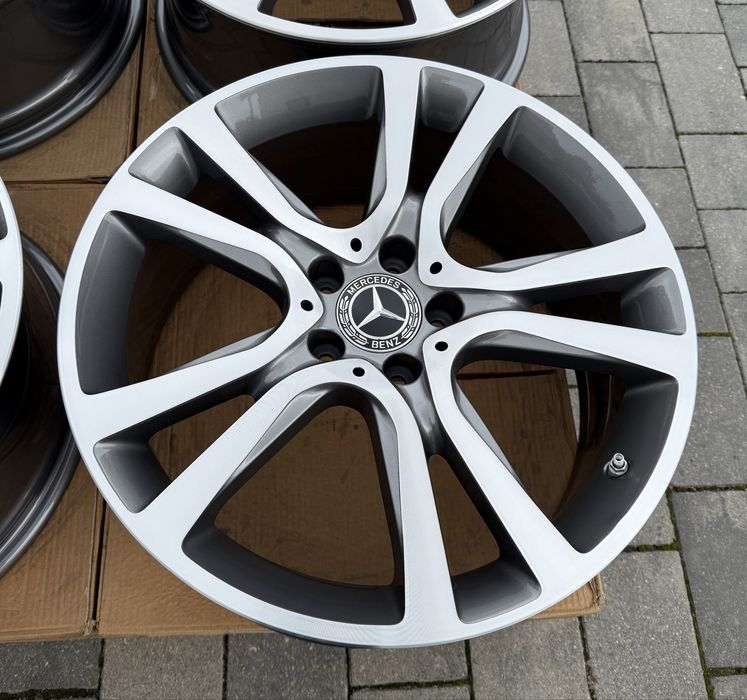 Felgi Mercedes 19" 5x112 8J ET44 8.5 ET48 E-klasa czujniki