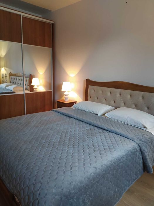 1-но кім. квартира. Угорська 12, Стуса, Червоної Калини 9, центр, КУ.