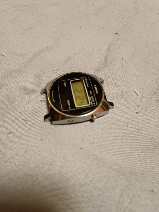 Электронные часы ЗИМ.