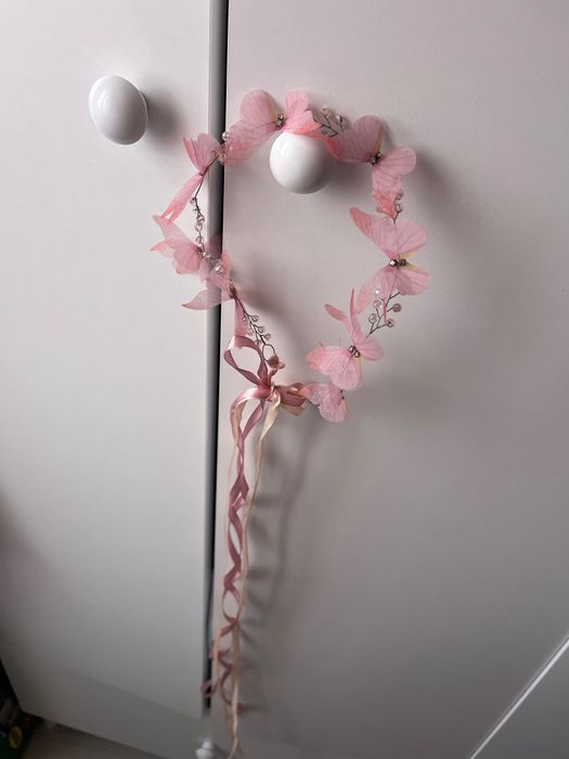 Um vestido para uma menina de 1 ano