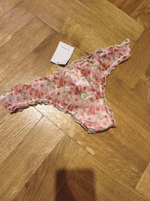 Reserved nowe stringi XL