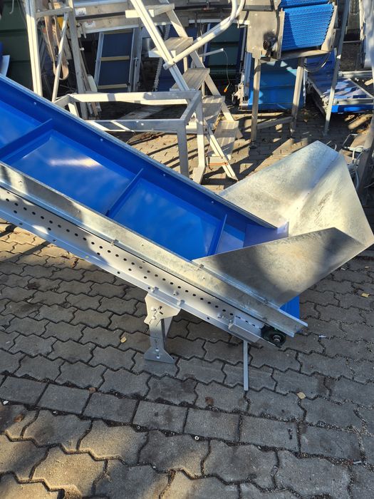 Przenosnik tasmowy taśmociąg podajnik transporter  wznoszący skośny