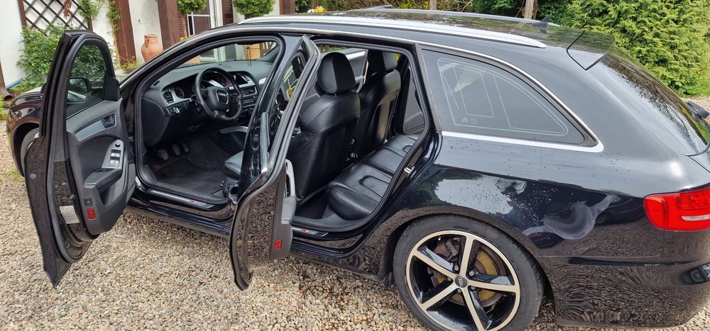 Audi A4 B8 2011 r. S-Line