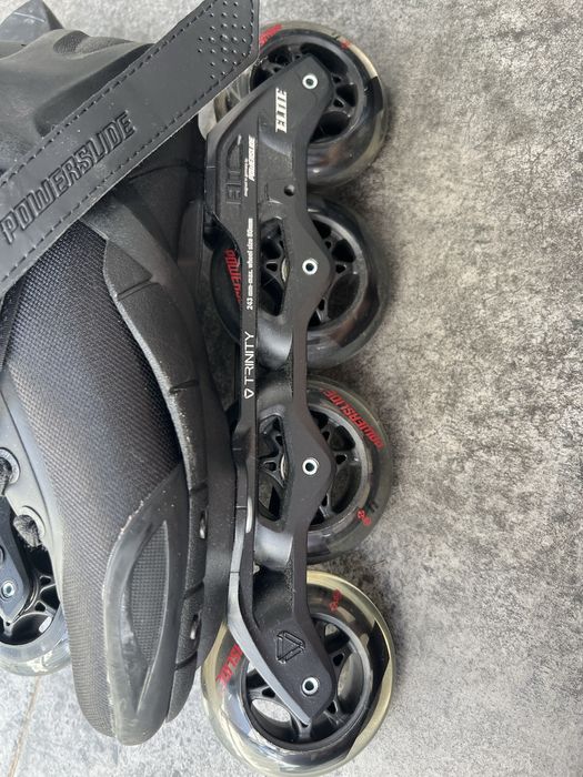 Rolki Powerslide Radon Black 80