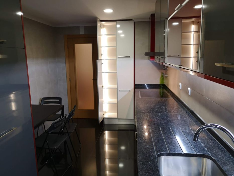 Quarto arrendar com varanda