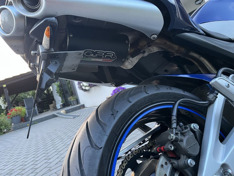 Suzuki GSR 600 z 2007 roku znakomity stan techniczny