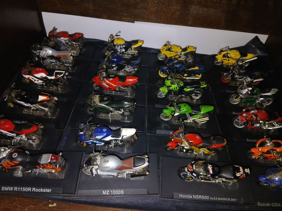 Colecao 25 mota por 120 €