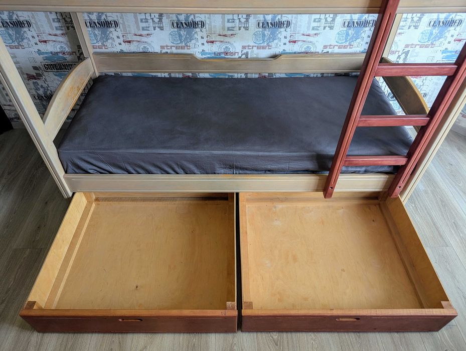 Продам двоярусне ліжко кровать дитяче