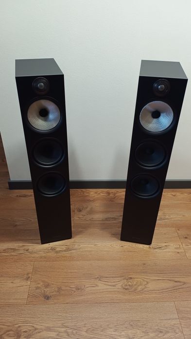 Підлогова акустика Bowers & Wilkins 603, Black