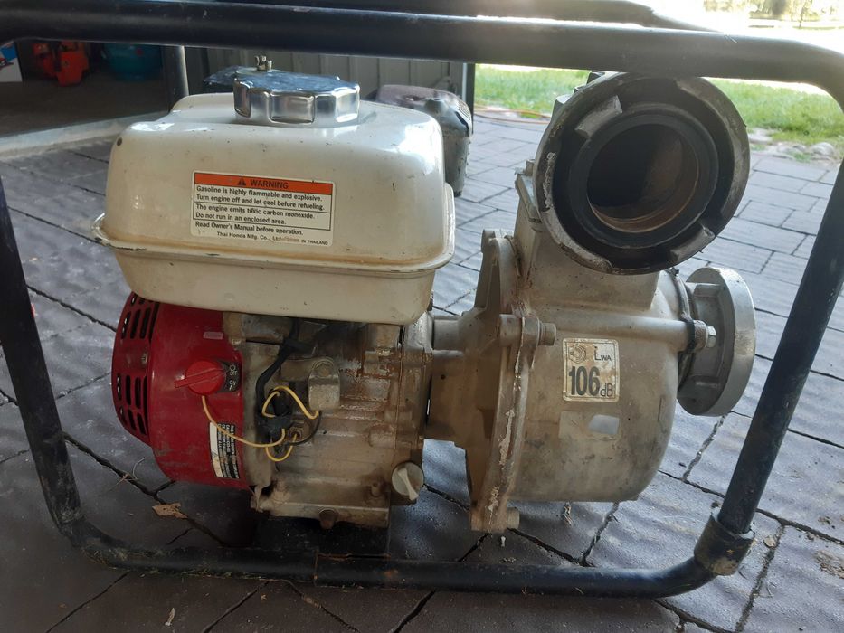 Spalinowa pompa do wody