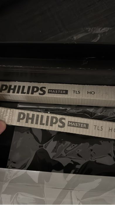 Calha Odyssea T5-60 (60 cm) com tubos Philips Master TL5 HO