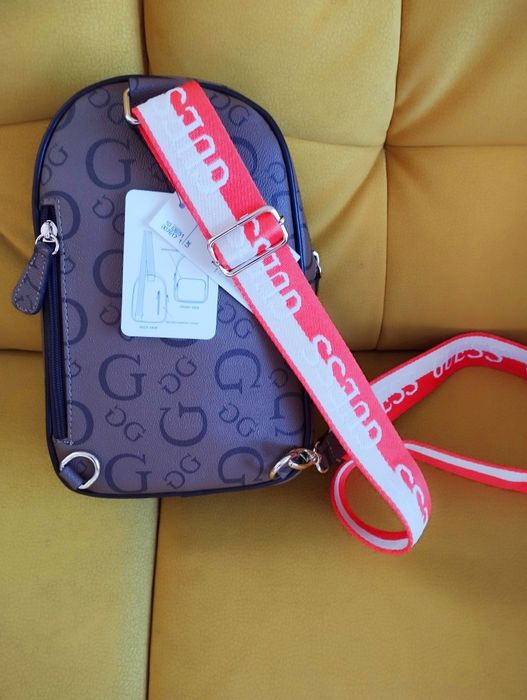 Plecak nerka torebka Guess