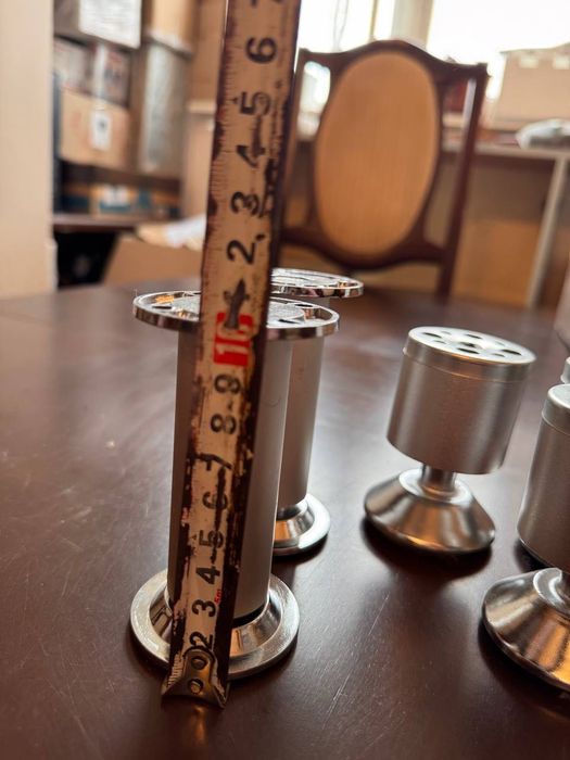 Ніжки для меблів ножки