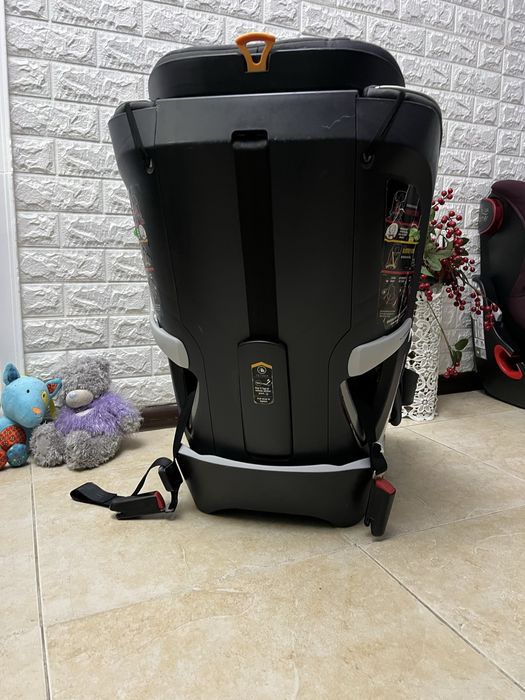 Автокрісло Chicco MyFit Група 1/2/3 (11 - 45 кг) 1 – 12 років