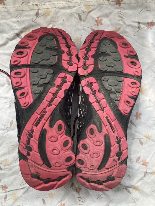 Ténis Merrel, preto e rosa Nº 39