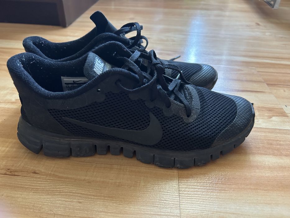 Кросівки Nike Free Run 3.0 в хорошому стані