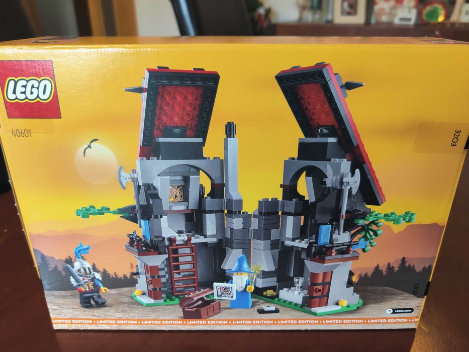 lego castle bundle (910029;10305;40567;40601)