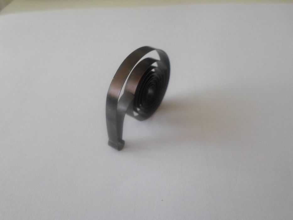 Sprężyna 5 mm., grubość 0.3 mm.