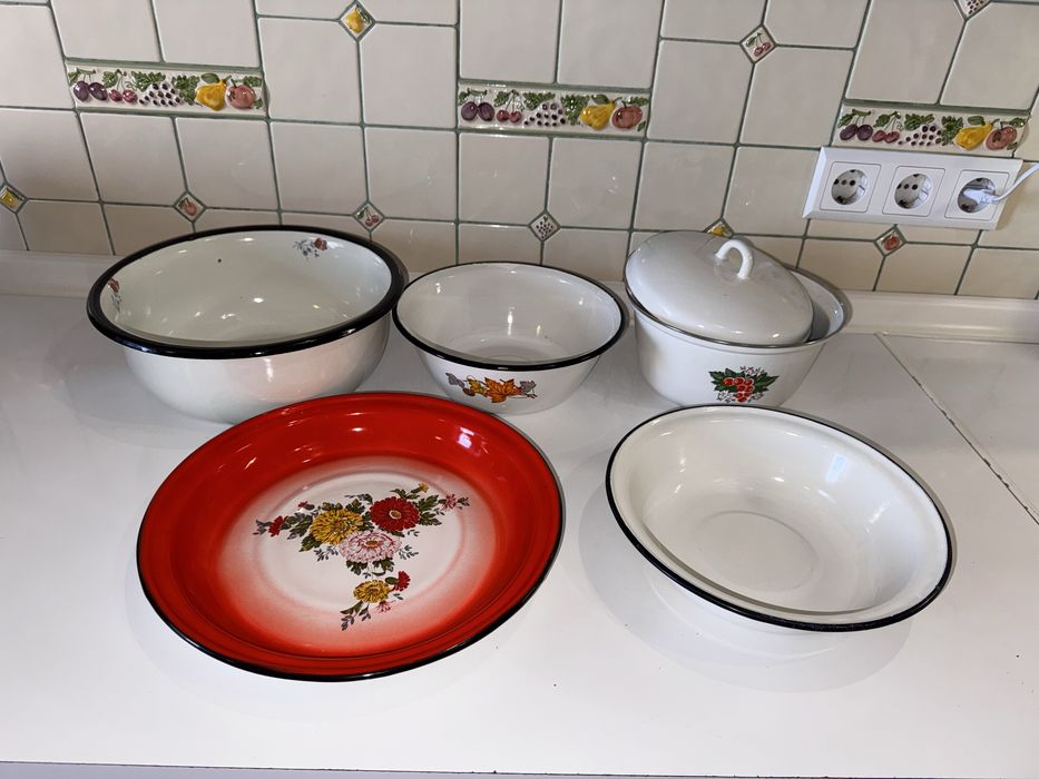 Винтажные миски и кастрюли ссср.