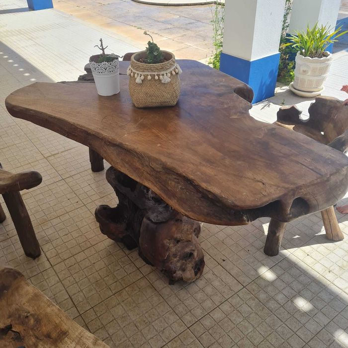 Mesa madeira maciça