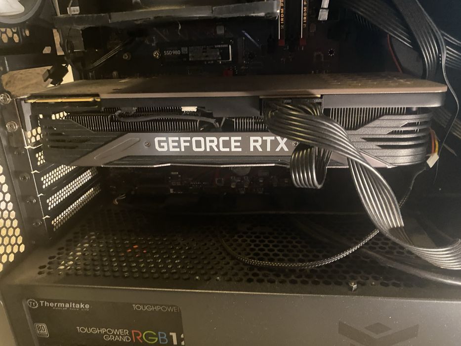 Komputer Rtx Nvidia 3090 24gb, 32gb ram, Ryzen 5900x