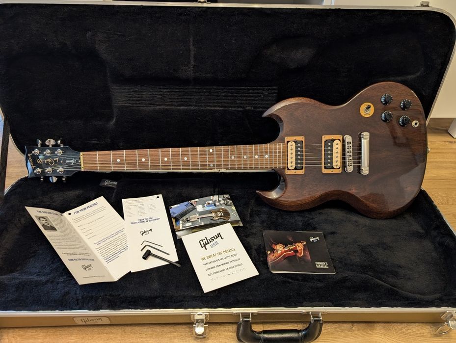 Gibson SG special 2015, stan sklepowy