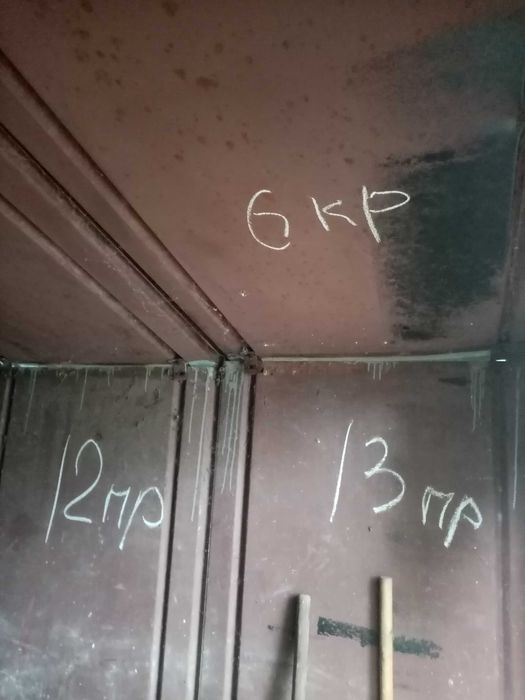 Гараж розібраний на вивіз.